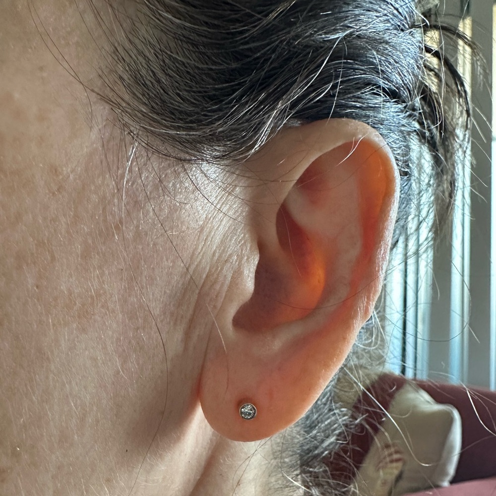 Diamond Stud Earrings. NATURAL! 1/2 carat total weight set in 14k gold